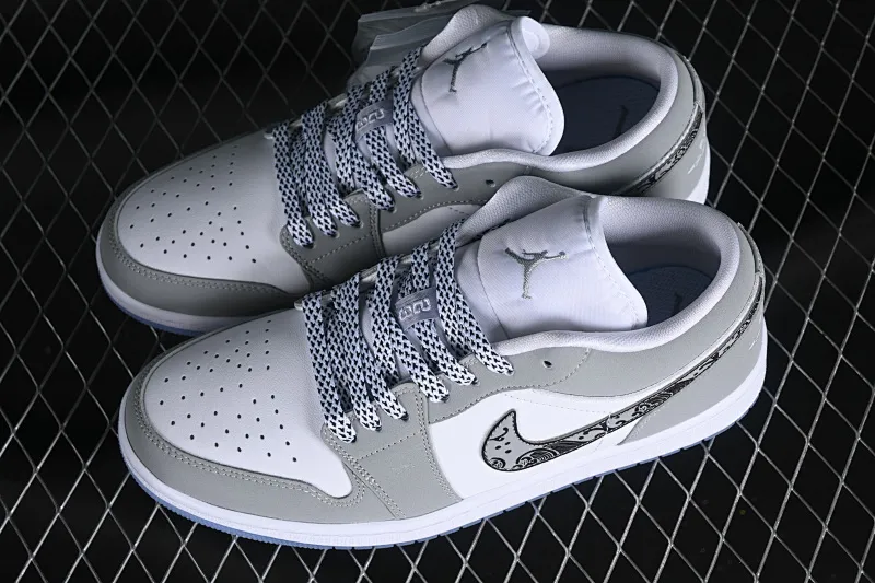 All Categories Air Jordan Jordan Series Basketball Shoes Air Jordan 1 Low Air Jordan 1 Low AJ1 Joe 1 Wolf Gray Low-top Cultural Leisure Sports Shoes DC0774-105